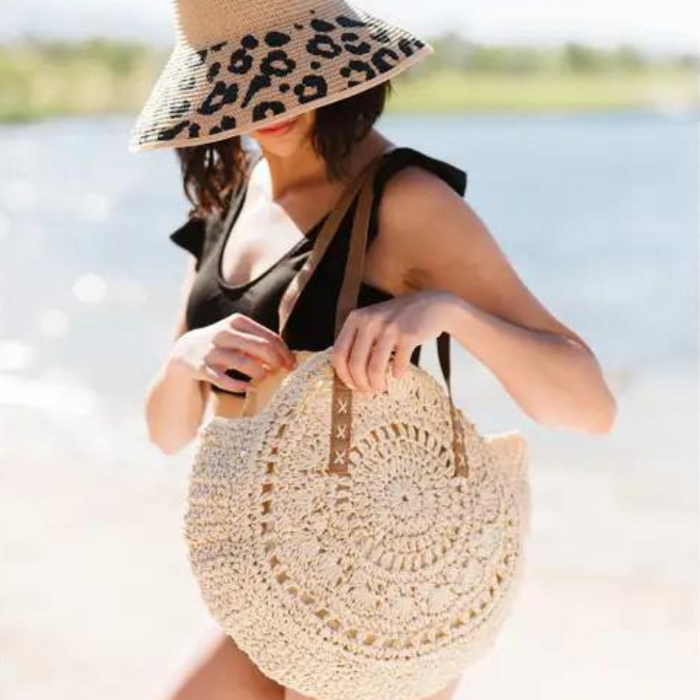 Daisy Round Ratan Shopping Tote - Perfect for Your Spring Break Vacation!